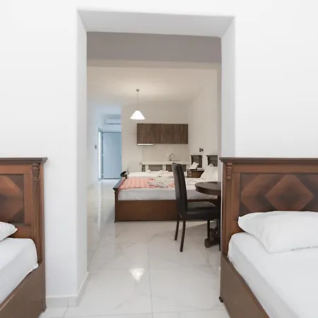 Dodomar Selection 4*